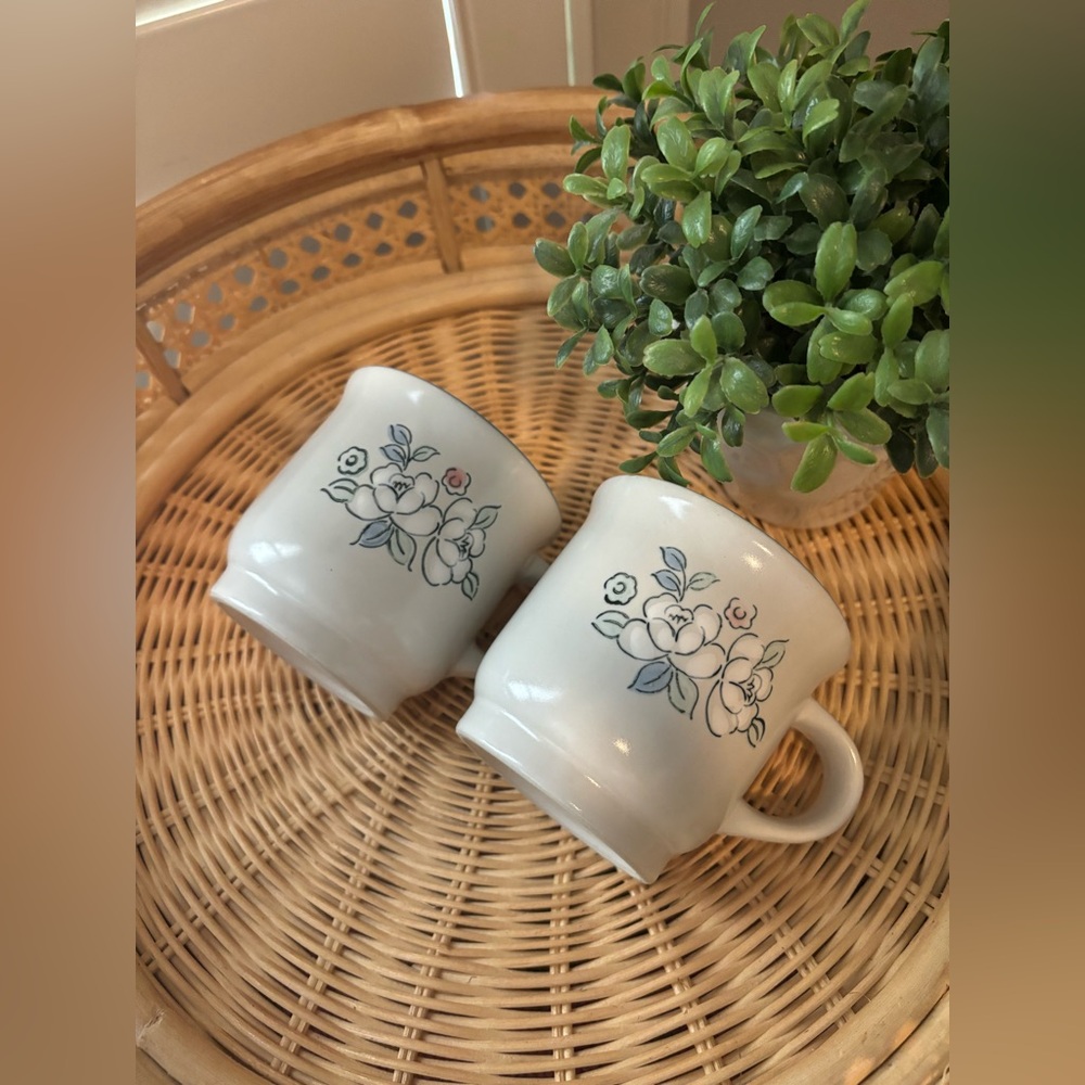 vintage mugs